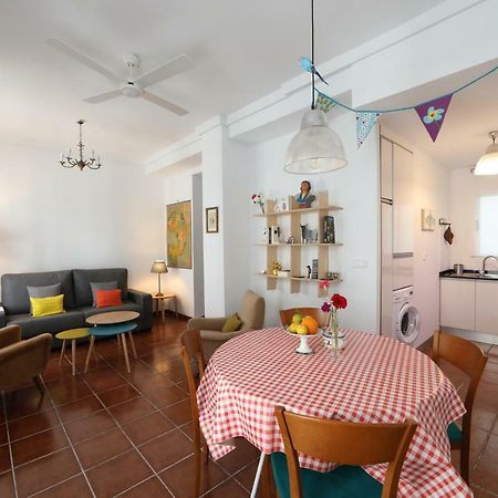 Cozy Apartment City Hall Аликанте Екстериор снимка