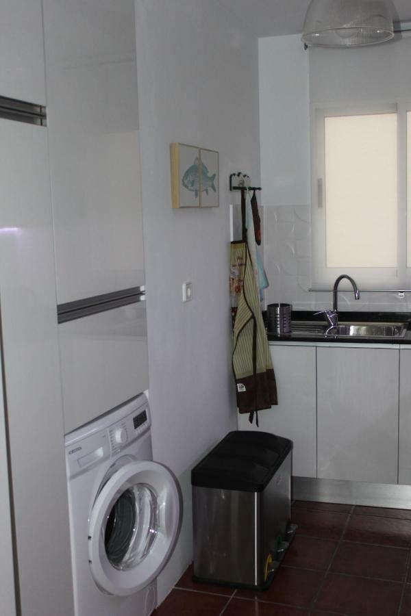 Cozy Apartment City Hall Аликанте Екстериор снимка
