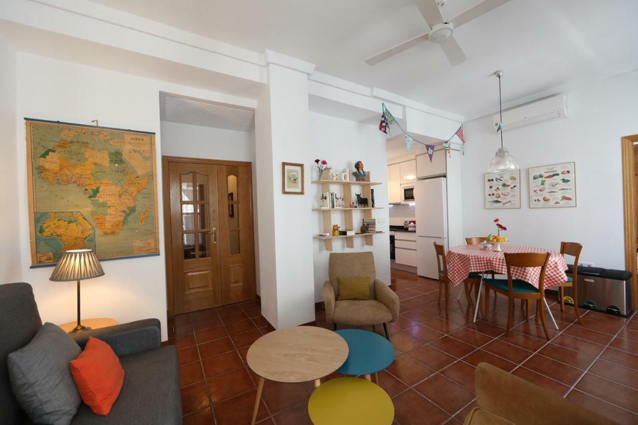 Cozy Apartment City Hall Аликанте Екстериор снимка