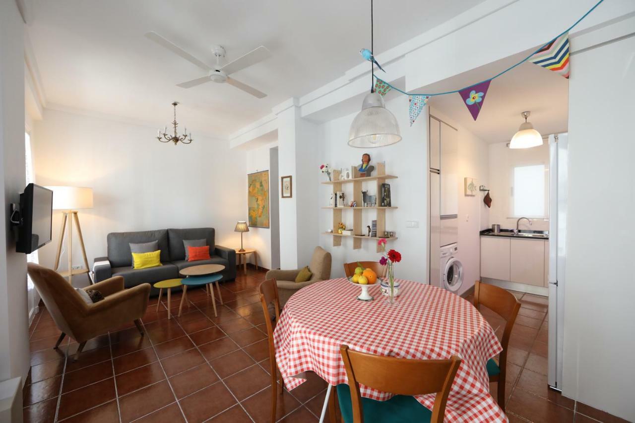 Cozy Apartment City Hall Аликанте Екстериор снимка